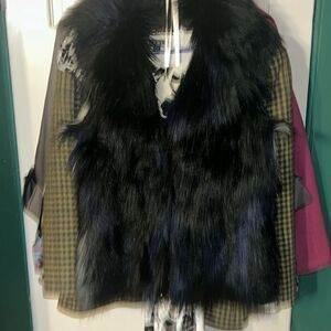 Graham & Spencer faux fur Vest P